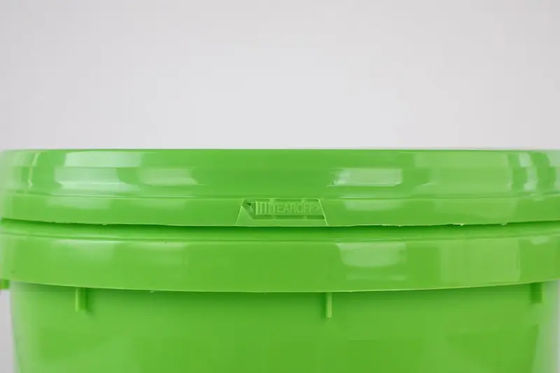 5 Gallon Plastic Bucket Containers With Tear Strip Lids For Liquid Solid Storage